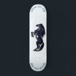 Freies Skateboard für Wildpferde mit benutzerdefin<br><div class="desc">Skateboard mit aufrecht Schwarz Wild Horse - Schwarz und Weiß Zeichnend Tierart Mustang Pferde von MIGNED - Fügen Sie Ihren einzigartigen Text / Namen - Wählen Sie Ihren Lieblings-Text und Hintergrundfarben - Größe ändern und Elemente mit Anpassungs-Tool verschieben oder entfernen. Bitte schauen Sie sich meine anderen Projekte / Bilder an....</div>