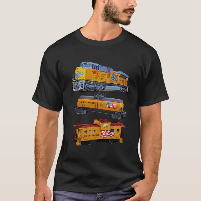 Freight Train Engine Tanker Caboose T-Shirt (Vorderseite)