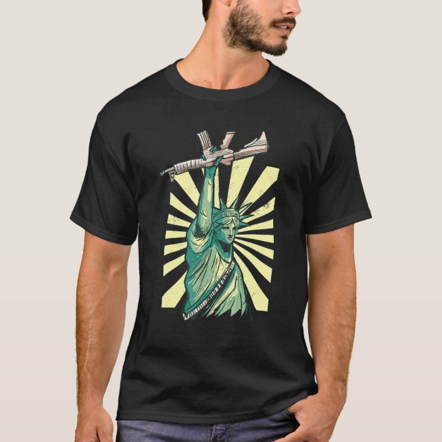 Freiheitsstatue Ar-15 Gun Loving American T-Shirt (Vorderseite)