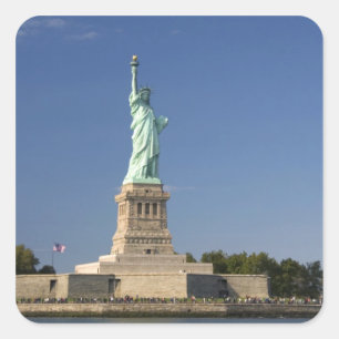 Freiheitsstatue auf Liberty Island in New 2 Quadratischer Aufkleber