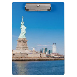 Freiheitsstatue, den Hudson und Manhattan Klemmbrett