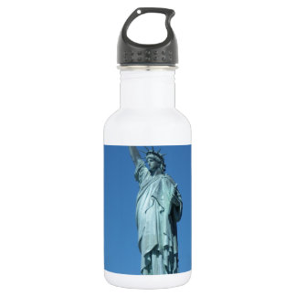 Freiheitsstatue gegen einen blauen Himmel Trinkflasche