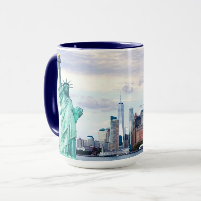 Freiheitsstatue mit dem World Trade Center Tasse (Vorderseite Links)