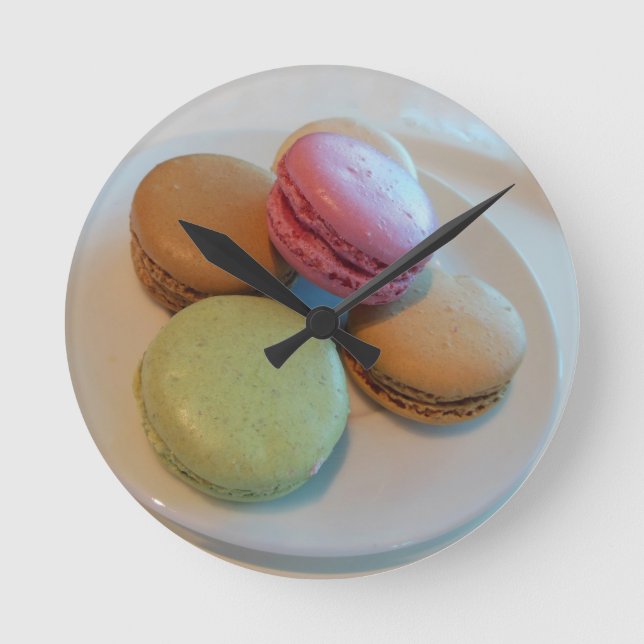 French Macarón Runde Wanduhr (Vorderseite)