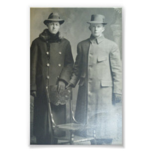 Frères Dapper en manteaux RPPC B&W Photo IMPRIMER