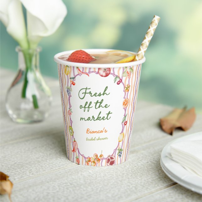 Fresh Off The Market Whimsical Bridal Shower Pappbecher (In Situ)
