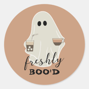 Freshly Boo'd   Halloween Niedlich Ghost Brown Runder Aufkleber