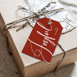 Freude | Elegante Script Christmas Red Geschenkanhänger<br><div class="desc">Diese eleganten Weihnachtsgeschenke-Tags sagen "Joyful" in der modernen weißen Skriptkalligraphie auf einem klassischen festlichen roten Hintergrund.</div>