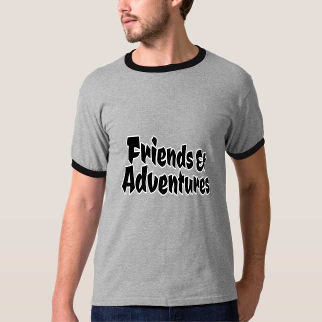 Freunde und Abenteuer T-Shirt (Vorderseite)