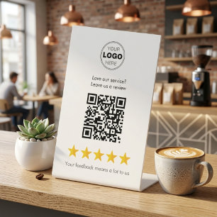 Freundlicher QR-Code zur Bewertung eines kleinen G Sockelschild