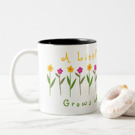 Freundlichkeit wächst Blume Inspiration Zweifarbige Tasse