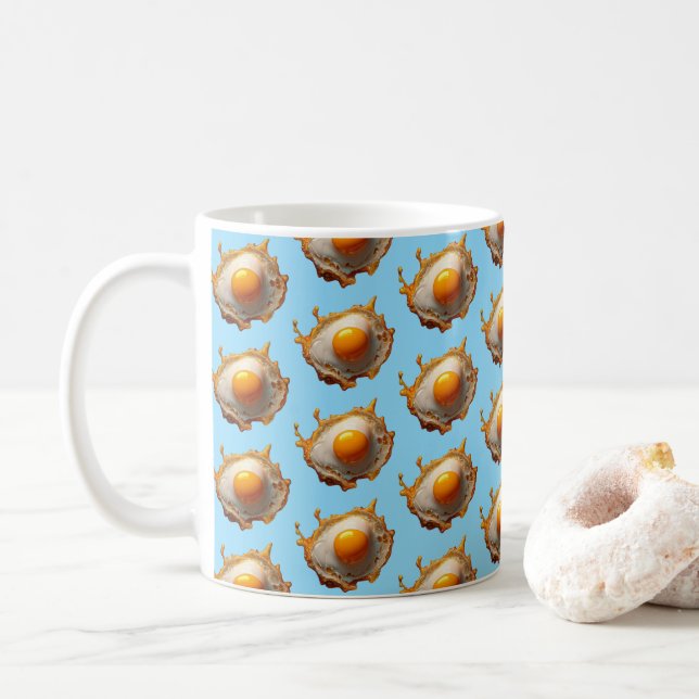 Fried Eggs Sonnige Seite Auf Kaffeetasse (Mit Donut)
