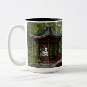 Frieden aus, Buddha-Zitat Zweifarbige Tasse