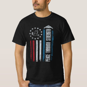 Frieden durch Kraft T-Shirt