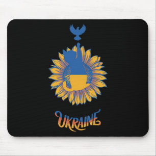 Frieden in der Ukraine Taube und Katze stehen mit Mousepad