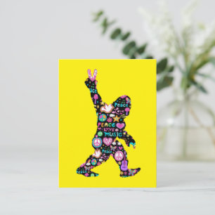 Frieden Liebe Bigfoot Hippie Lustiger Bigfoot Fan  Einladungspostkarte