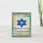 Frieden Liebe Glück Karte<br><div class="desc">Hearts,  Star of David und die Worte "Peace Liebe Happiness" sind eine schöne Art,  Happy Hanukkah zu sagen.</div>