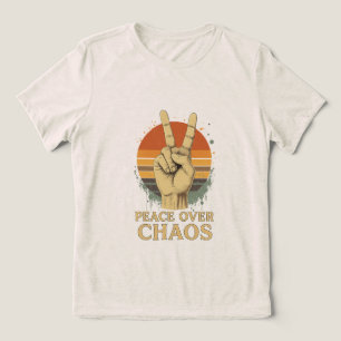 Frieden über Chaos - Retro Sunset Statement T - Sh Tri-Blend Shirt