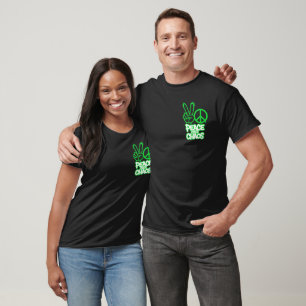 Frieden über dem Chaos T-Shirt