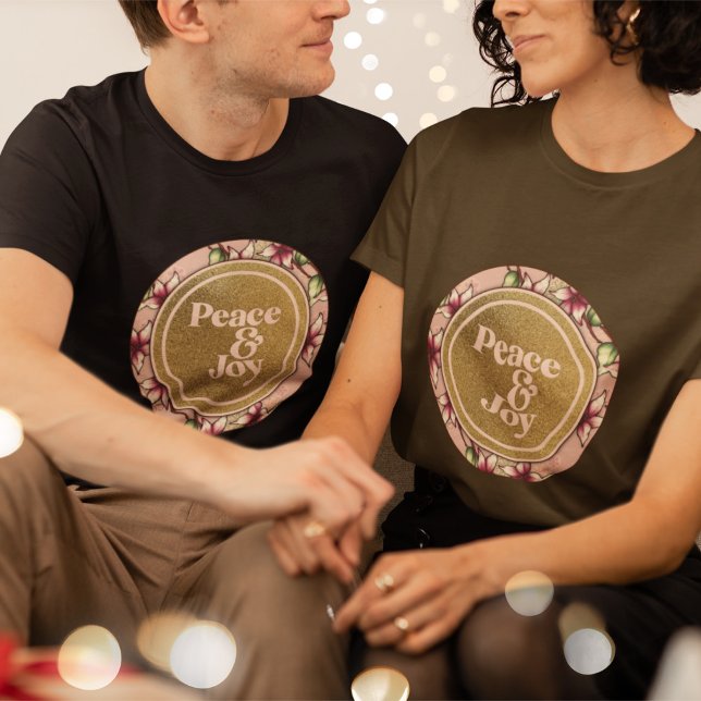 Frieden und Freude Rosa und Gold Weihnachten T-Shirt (Peace and Joy Pink and Gold Christmas Dark-Colored T-Shirts.)