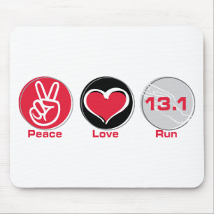 FriedensLiebe lassen 13,1 Meilen laufen Mousepad