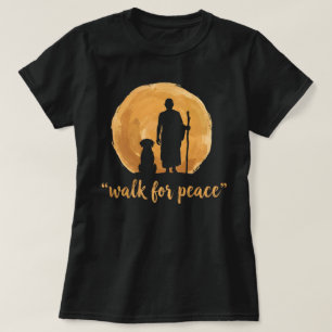 Friedenswandelnde Mönche mit Aloka Hund T-Shirt