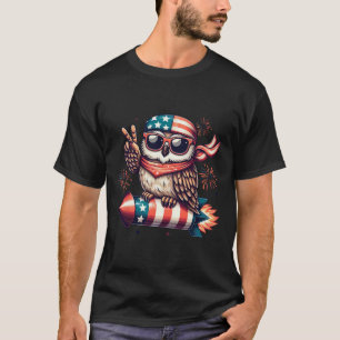 Friedenszeichen Hand Eule Feuerwerk Amerikanisch U T-Shirt