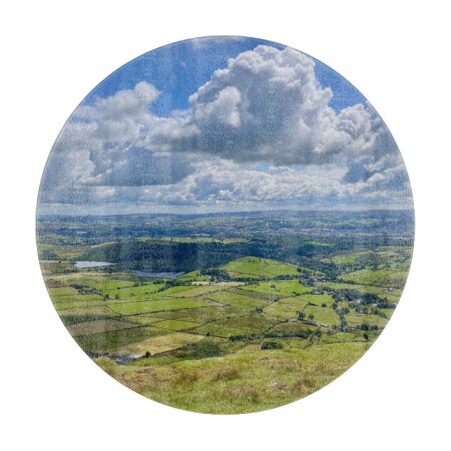 Friedliche Aussicht von Pendle Hill... Schneidebrett (Vorderseite)