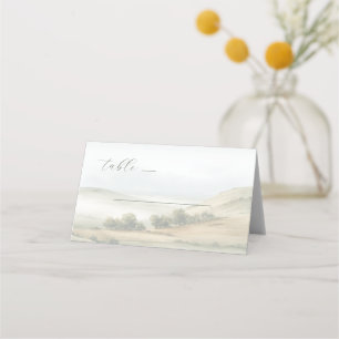 Friedliche Beige-Aquarell-Landschaft Platzkarte