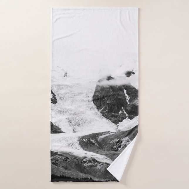 FRIEDLICHE BERGLANDSCHAFT BADEHANDTUCH (Badehandtuch)