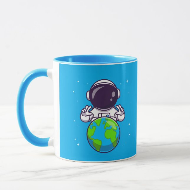 Friedlicher Astronaut hält Planet Erde Tasse (Links)