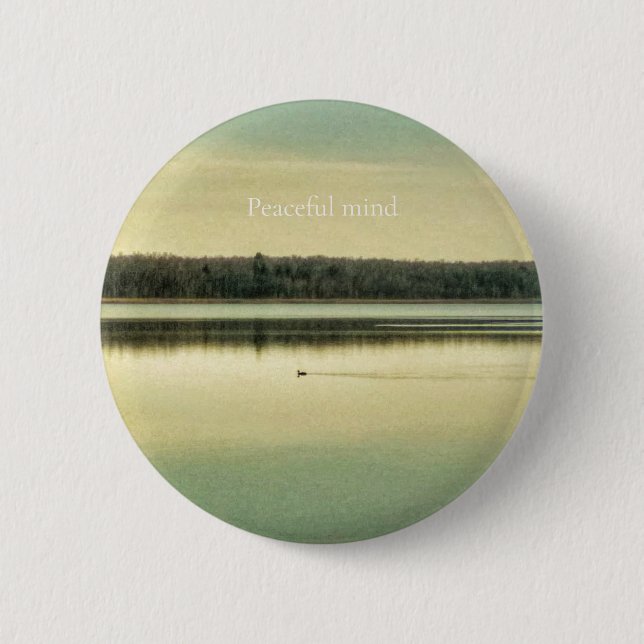 Friedlicher Geist – Original-See-Fotografie-Button Button (Vorderseite)
