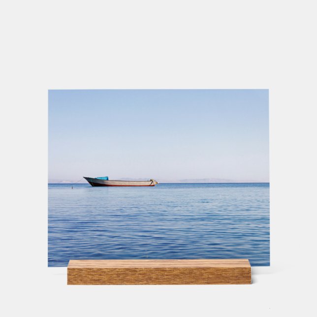 Friedlicher Ozean & Einsames Boot Fine Art Foto Acrylschild (Vorderseite)