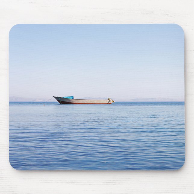 Friedlicher Ozean & Einsames Boot Fine Art Foto Mousepad (Vorne)