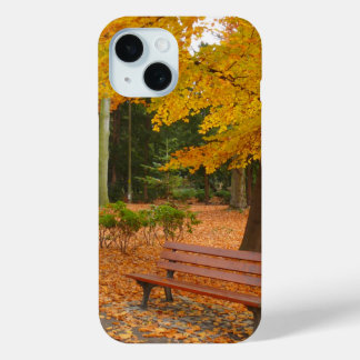 Friedlicher und ruhiger Herbst im Park Case-Mate iPhone Hülle