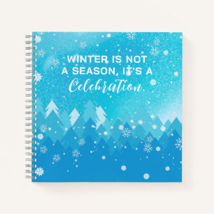 Friedlicher Winterangebot für Blauweißschneewald Notizbuch