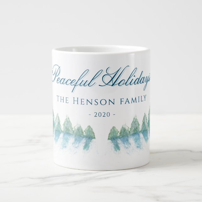 Friedlicher Winterwald Bäume Wasserfarben Weihnach Jumbo-Tasse (Vorderseite)