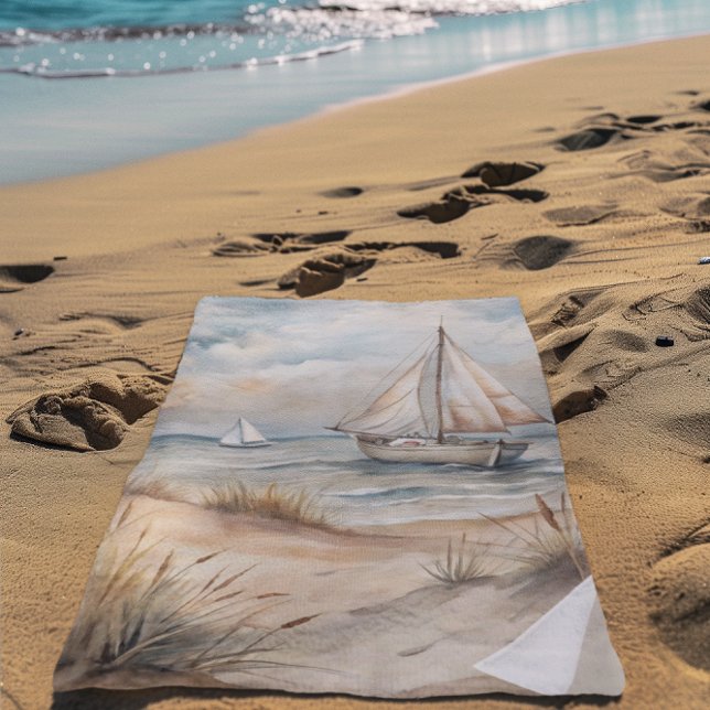 Friedliches Segeln Wasserfarbenküste Strandtuch (Von Creator hochgeladen)