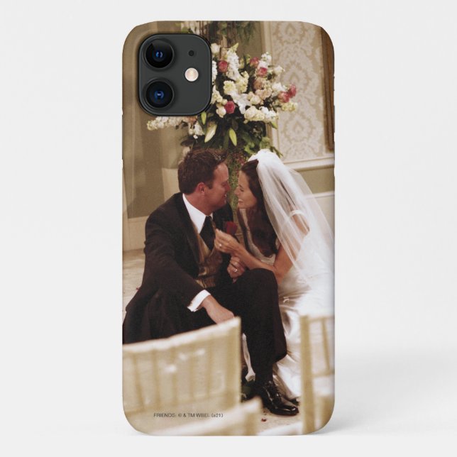 FRIENDS™ | Chandler & Monica Verheiratet Case-Mate iPhone Hülle (Rückseite)