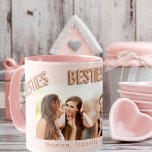 Friends forever blush pink besties BFF photo Tasse<br><div class="desc">A gift for your best friend(s) for birthday favor,  Christmas or a special event. Rose gold balloon style text: Besties (x3).  Personalize and use your own photo and names. A girly blush pink,  rose gold colored background.</div>