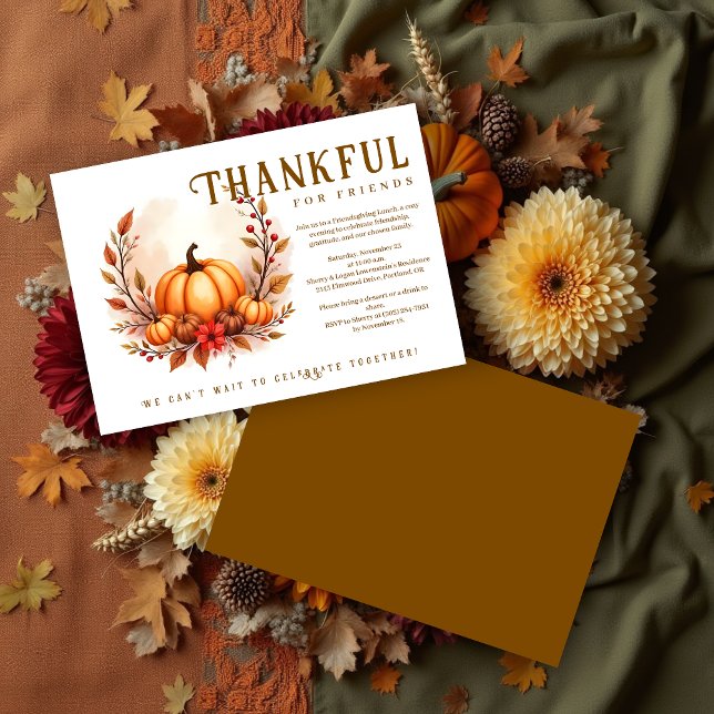 Friendsgiving Botanical Autumn Wreath Pumpkins Einladung (Brown Friendsgiving Ornate Autumn Wreath Watercolor Style Pumpkin Arrangement Invitation Party Cards)
