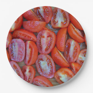 Frisch geschnittene Tomaten Pappteller