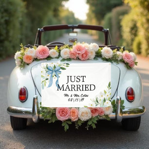Frisch Vermählt Auto Banner mit Bogen und Blumen