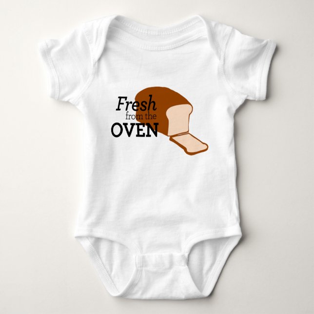 Frisch von der Ofen gebackenen Baby Strampler (Vorderseite)