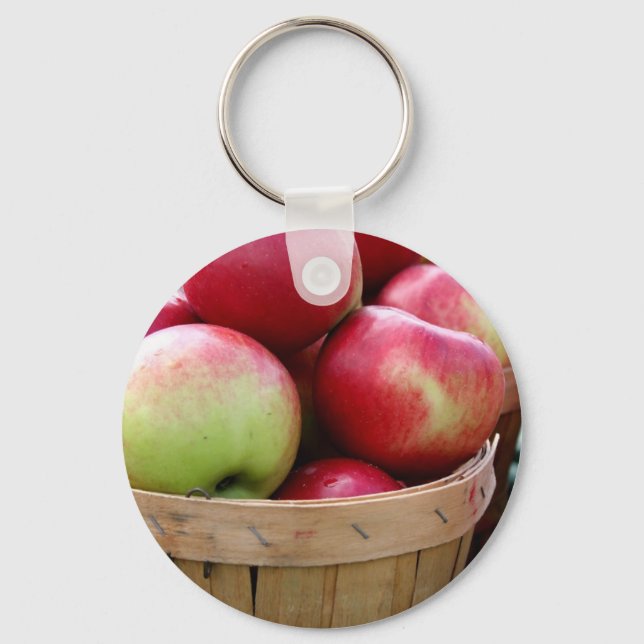Frischäpfel im Korb auf dem Bauer Markt Schlüsselanhänger (Vorderseite)
