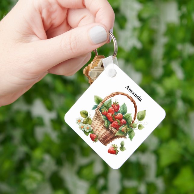 Frische Erdbeeren in einem Korb Schlüsselanhänger (Hand)