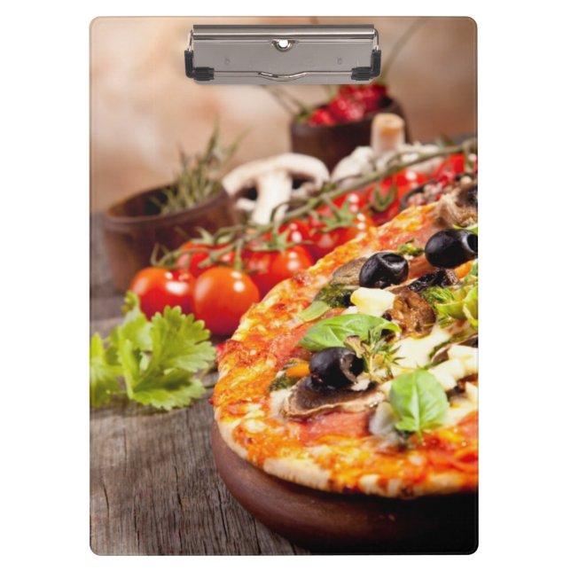 Frische italienische Pizza Klemmbrett (Vorderseite)