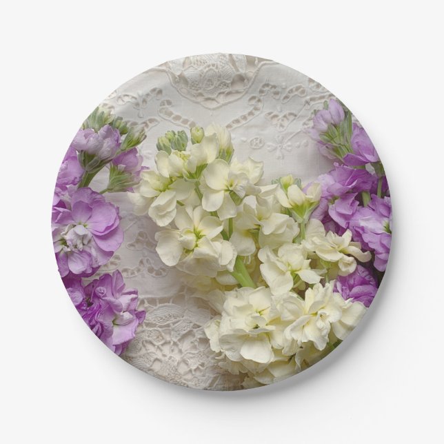 Frische Lilien an der alten Spitze Pappteller (Vorderseite)