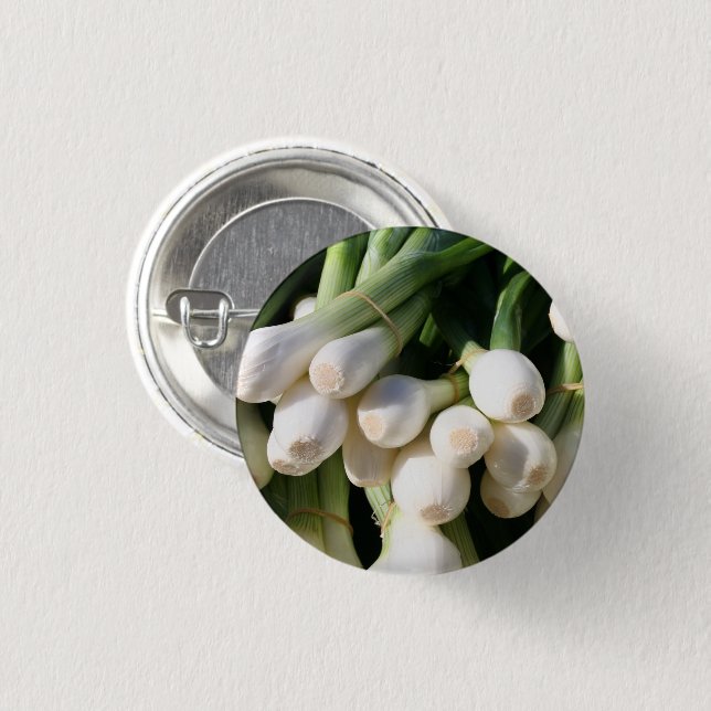 Frische, saubere, grüne Zwiebeln Button (Vorne & Hinten)