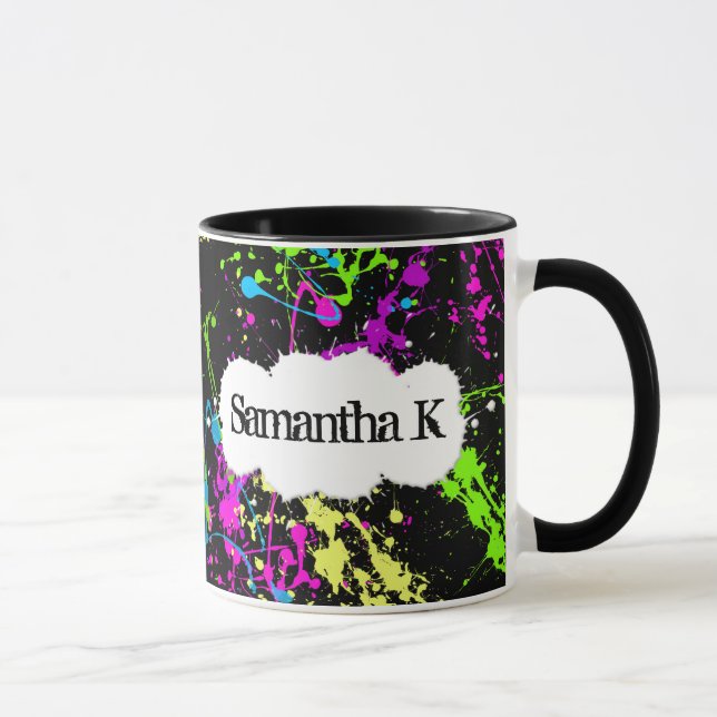 Frischer Retro Neonfarben-Spritzer auf Schwarzem Tasse (Rechts)